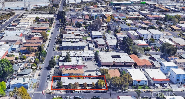 6944 Radford Avenue, North Hollywood CA: https://media.crmls.org/medias/0772e19f-3760-4883-bcbb-55ea2032df7a.jpg