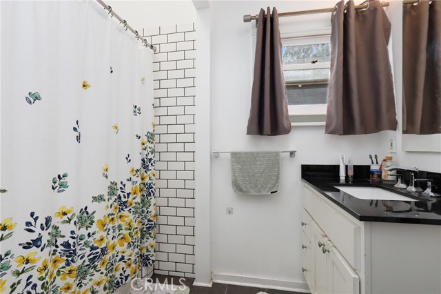 Detail Gallery Image 7 of 28 For 820 Temple Ave, Long Beach,  CA 90804 - – Beds | – Baths