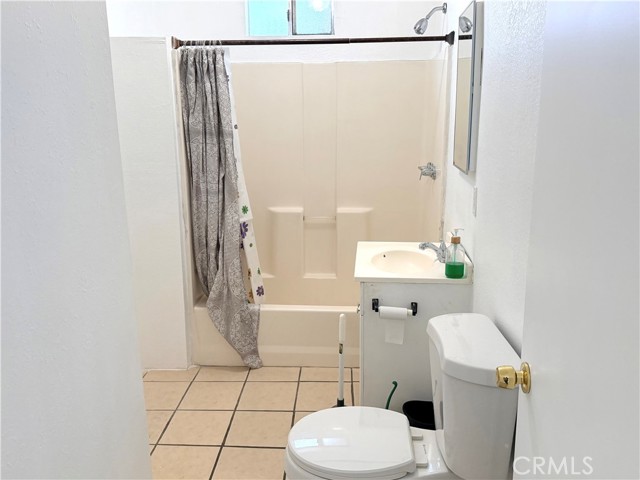 Detail Gallery Image 24 of 49 For 1318 E 100th St, Los Angeles,  CA 90002 - 3 Beds | 2 Baths