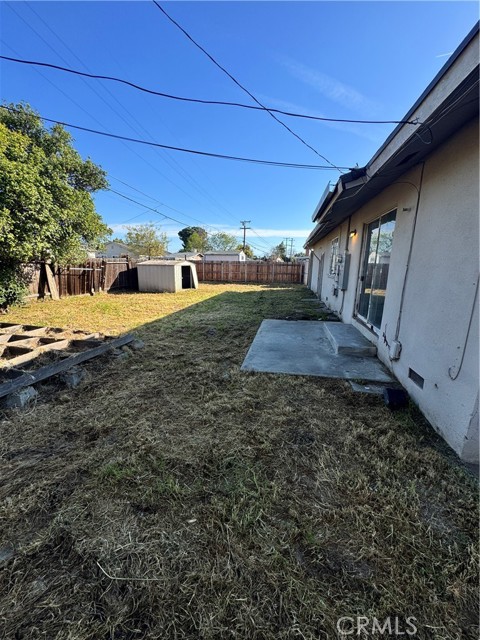 Detail Gallery Image 25 of 27 For 5703 E Hampton, Fresno,  CA 93727 - 3 Beds | 1 Baths