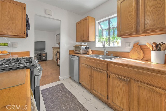 Detail Gallery Image 35 of 51 For 6252 Santa Rita, Garden Grove,  CA 92845 - 5 Beds | 3 Baths