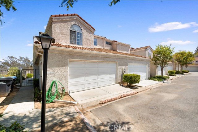 13199 Spire Circle, Chino Hills CA: https://media.crmls.org/medias/0774da13-1fe5-4db6-bbfc-e5bf37e16620.jpg