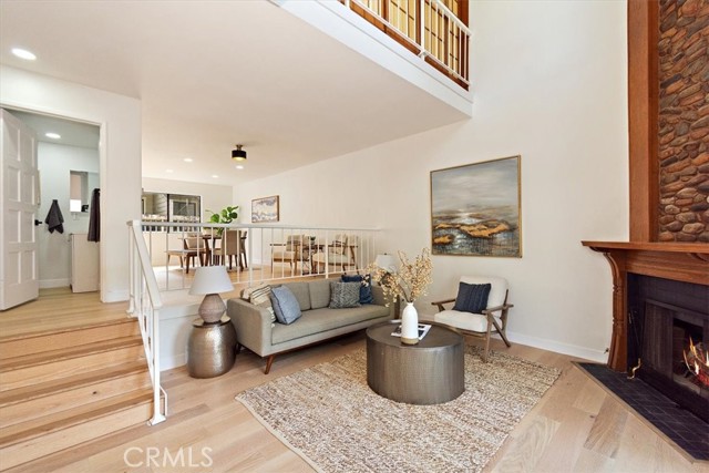 Image 3 for 4658 Don Lorenzo Dr #C, Los Angeles, CA 90008