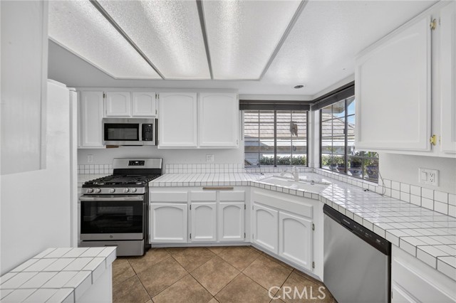 Detail Gallery Image 23 of 41 For 1786 Spyglass Cir, Vista,  CA 92081 - 2 Beds | 2 Baths