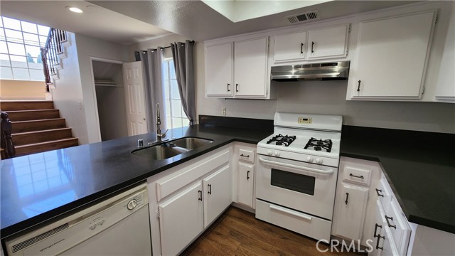 14786 Pioneer Blvd, Norwalk CA: https://media.crmls.org/medias/0775e1f9-753a-415c-a920-a3ab3e985943.jpg