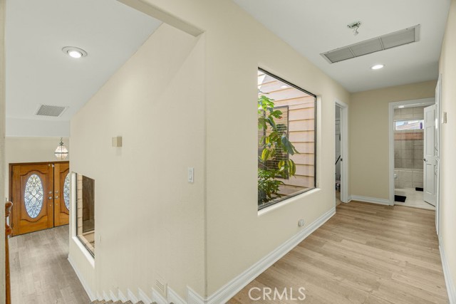 Detail Gallery Image 21 of 74 For 22373 Boating, Canyon Lake,  CA 92587 - 5 Beds | 3 Baths