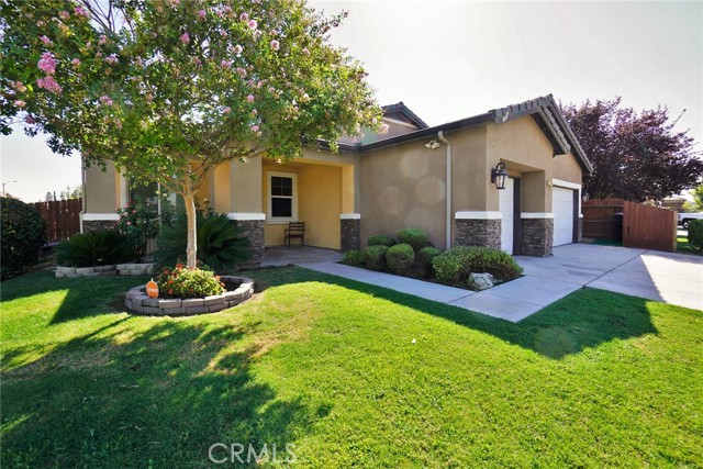 Detail Gallery Image 5 of 57 For 3000 Sunnyside Ct, Visalia,  CA 93292 - 3 Beds | 2 Baths