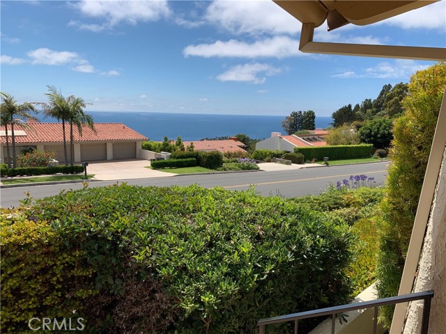 1373 Via Coronel, Palos Verdes Estates, California 90274, 5 Bedrooms Bedrooms, ,4 BathroomsBathrooms,Residential,Sold,Via Coronel,PV19128066