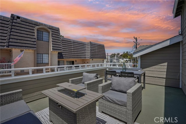 1924 Mathews Avenue, Redondo Beach CA: https://media.crmls.org/medias/0778c20b-f4d0-4b40-b657-0f476226a9b6.jpg