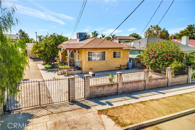 Detail Gallery Image 23 of 30 For 12547 Cometa Ave, San Fernando,  CA 91340 - 3 Beds | 2 Baths