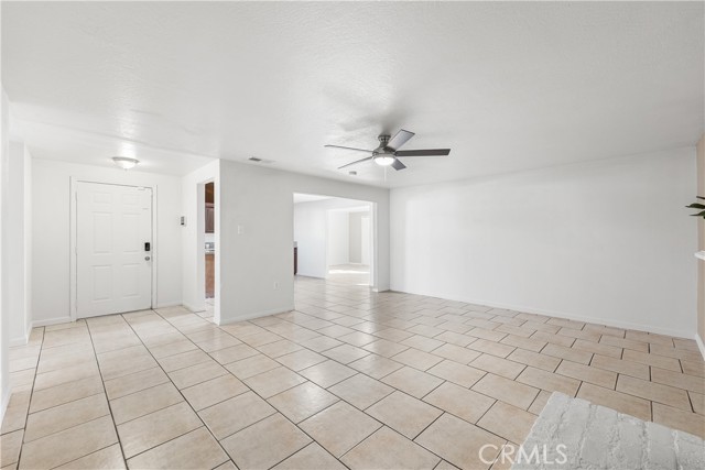 Detail Gallery Image 6 of 40 For 1252 E Avenue R6, Palmdale,  CA 93550 - 3 Beds | 1 Baths