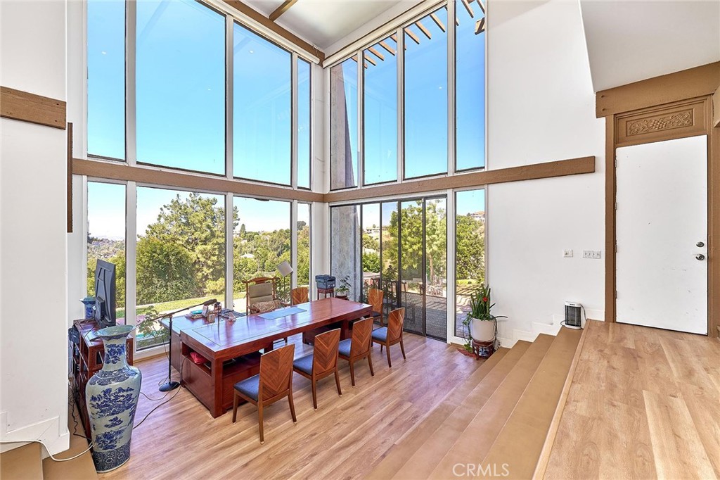 MLS #WS25235049 image #12