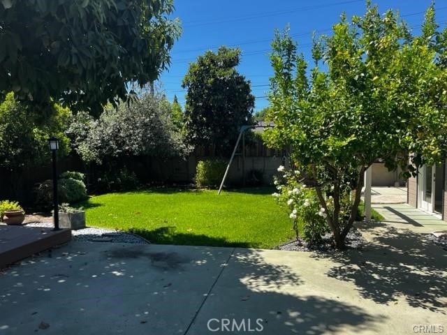 Detail Gallery Image 15 of 17 For 5749 Katherine Ave, Van Nuys,  CA 91401 - 4 Beds | 2 Baths