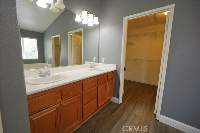 29429 Masters Drive, Murrieta CA: https://media.crmls.org/medias/077b940c-cf97-4d1a-b831-2f7970b6bc68.jpg