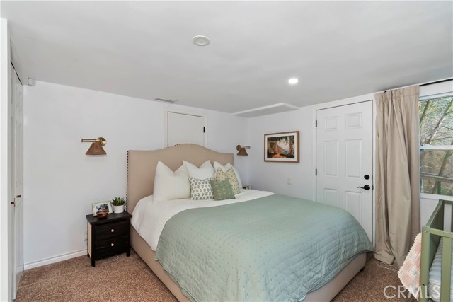 687 Spring, Cedarpines Park CA: https://media.crmls.org/medias/077c00cb-ad60-41f2-ade6-5e9b8eb9038b.jpg