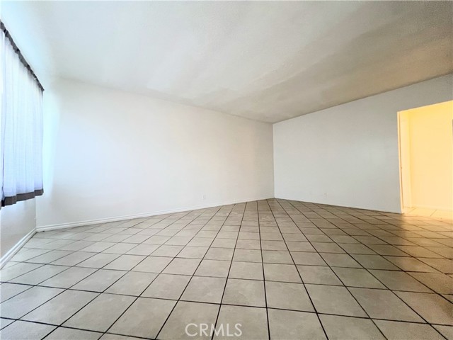 Detail Gallery Image 7 of 11 For 216 N Dalton Ave #218,  Azusa,  CA 91702 - 2 Beds | 1 Baths