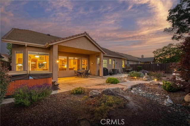 2737 Sussex Avenue, Clovis CA: https://media.crmls.org/medias/077c514c-eecc-4bbd-9c22-7ce161b5274a.jpg