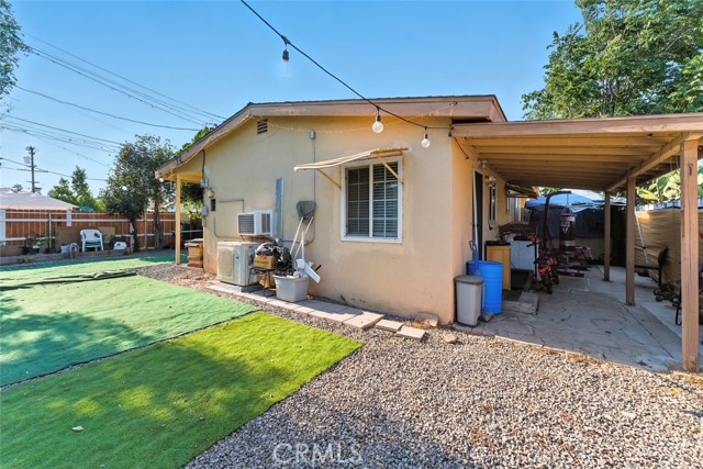 8876 Cypress Avenue, Riverside CA: https://media.crmls.org/medias/077c54b8-7398-48d2-a099-1f7acb431611.jpg