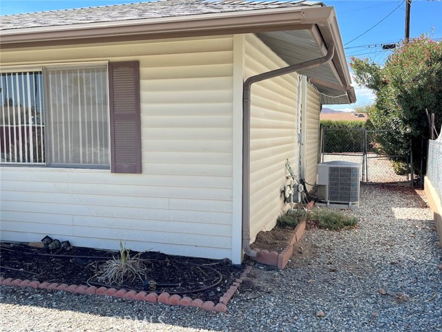 28757 Snead Drive, Menifee CA: https://media.crmls.org/medias/077d47f4-d45e-46d8-a412-7f65c6dcd9e8.jpg