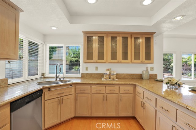 Image 12 of 46 For 8452 Deepview Drive
