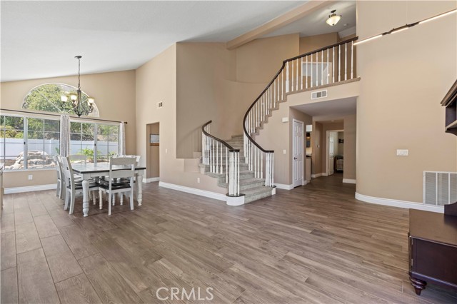 Detail Gallery Image 6 of 58 For 28711 Howard Marrie Ct, Saugus,  CA 91390 - 4 Beds | 3 Baths