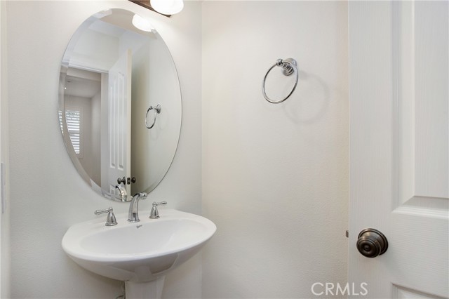 Detail Gallery Image 3 of 7 For 49 Glenalmond, Ladera Ranch,  CA 92694 - 3 Beds | 2/1 Baths