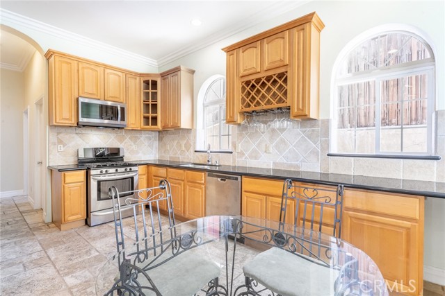 1935 Wollam Street, Los Angeles CA: https://media.crmls.org/medias/077e70d3-33b7-47f5-9519-c7cbd72d6dd7.jpg