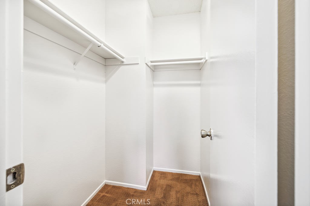 https://media.crmls.org/medias/077e9fdd-522e-4936-8b1a-6d84d21c51a8.jpg?preset=X-Large