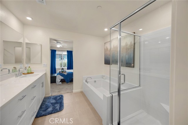 1095 W Buttercup Lane, Rialto CA: https://media.crmls.org/medias/077ecc6f-58aa-4f01-a4d9-98c0e8366cea.jpg