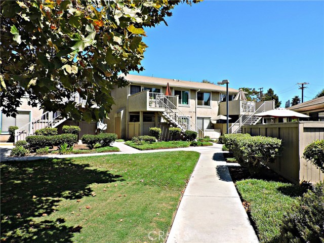 676 Bridgeport Circle #26, Fullerton, CA 92833