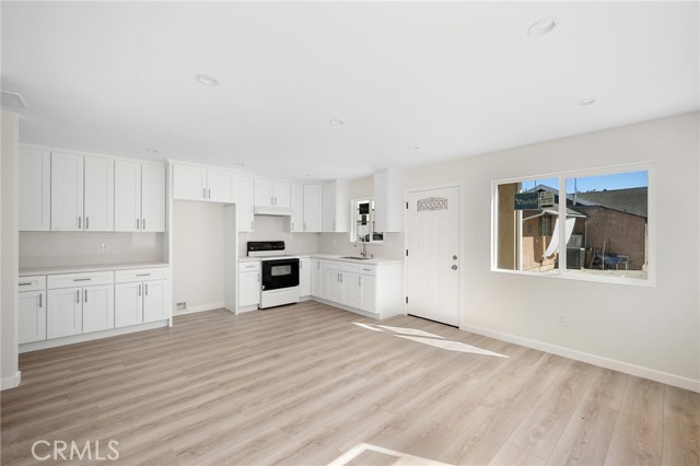 Detail Gallery Image 6 of 17 For 631 W California Ave a,  Glendale,  CA 91203 - 2 Beds | 2 Baths