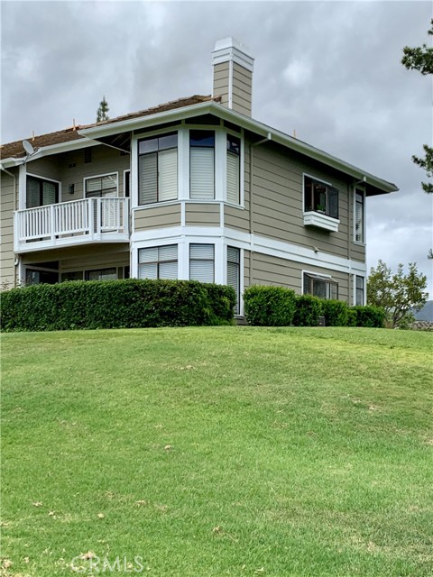 8 Green Brier Circle, Coto de Caza CA: https://media.crmls.org/medias/078104fa-e01b-47e7-bf2a-22fc74397d13.jpg