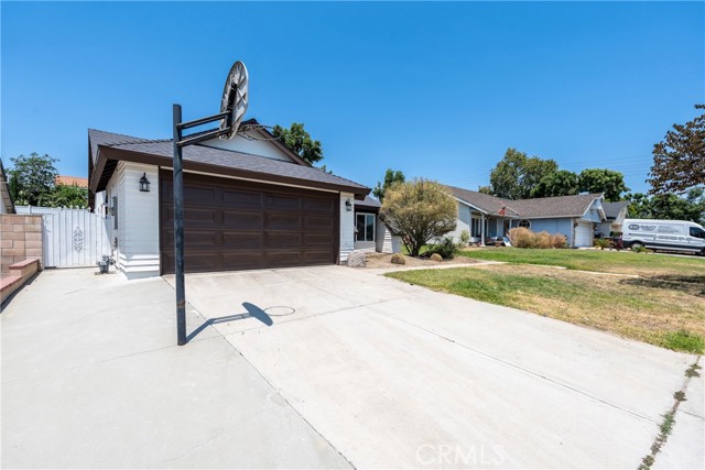 Detail Gallery Image 1 of 24 For 1187 E Deerfield St, Ontario,  CA 91761 - 4 Beds | 2 Baths