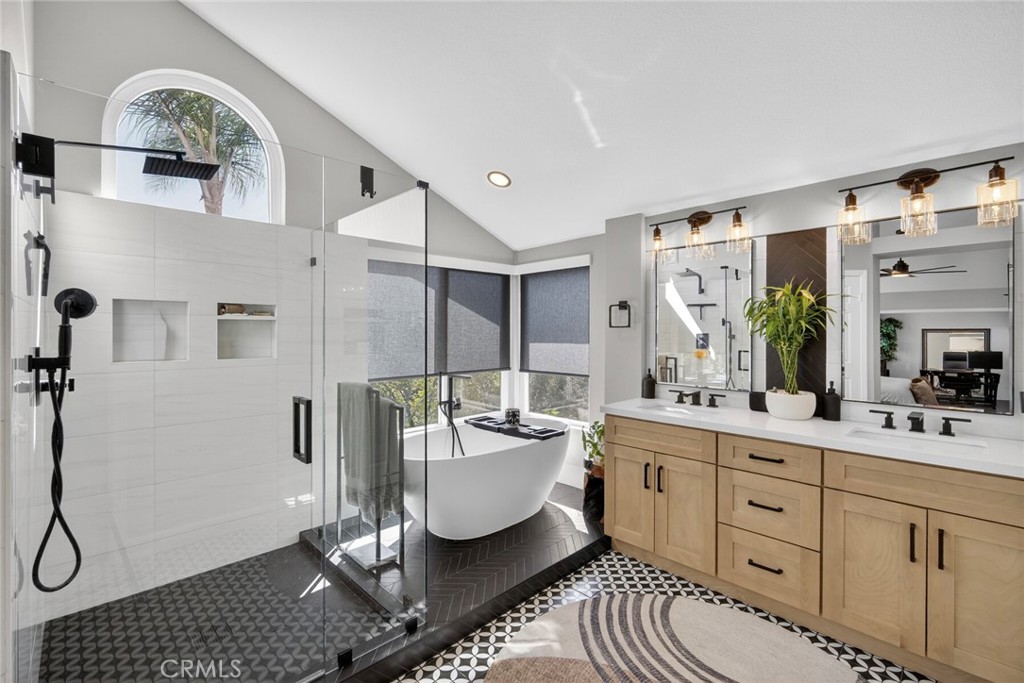 MLS #OC26040336 image #51