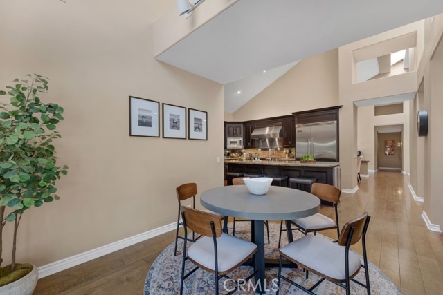 Detail Gallery Image 14 of 60 For 4228 Saddlecrest Ln, Westlake Village,  CA 91361 - 4 Beds | 3/1 Baths