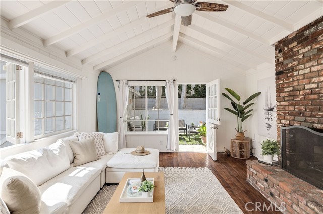 Image 23 of 37 For 525 Manhattan Beach Blvd