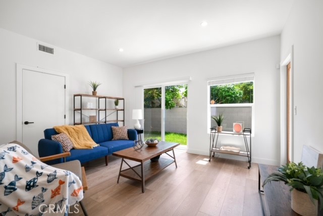 2672 Newell Street, Los Angeles CA: https://media.crmls.org/medias/078267af-523c-47c9-baac-2631c77aa151.jpg