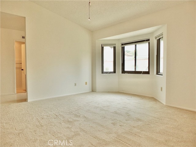 Detail Gallery Image 14 of 52 For 3019 Glenbrook St, Carlsbad,  CA 92010 - 4 Beds | 3 Baths