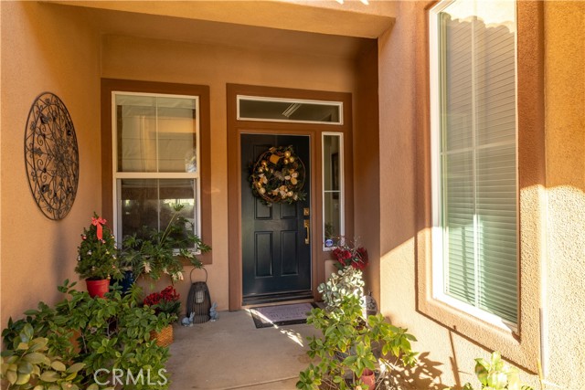 Detail Gallery Image 3 of 27 For 23976 Steelhead, Corona,  CA 92883 - 2 Beds | 2 Baths