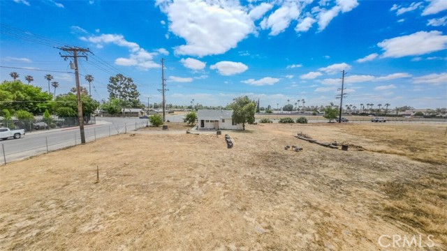 Image 2 of 5 For 1011 W 7th St