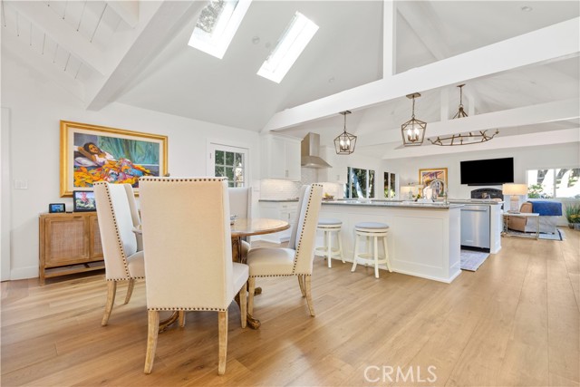 Detail Gallery Image 13 of 52 For 1545 Willow Creek, Paso Robles,  CA 93446 - 2 Beds | 4 Baths