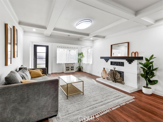 Detail Gallery Image 16 of 35 For 5111 Cimarron St, Los Angeles,  CA 90062 - 3 Beds | 2/1 Baths