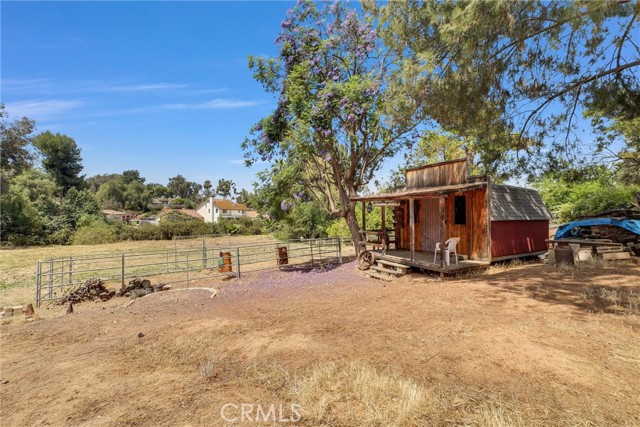 18623 Chickory Drive, Riverside CA: https://media.crmls.org/medias/07876ebf-b525-4acb-ad25-e77fadd7c31b.jpg