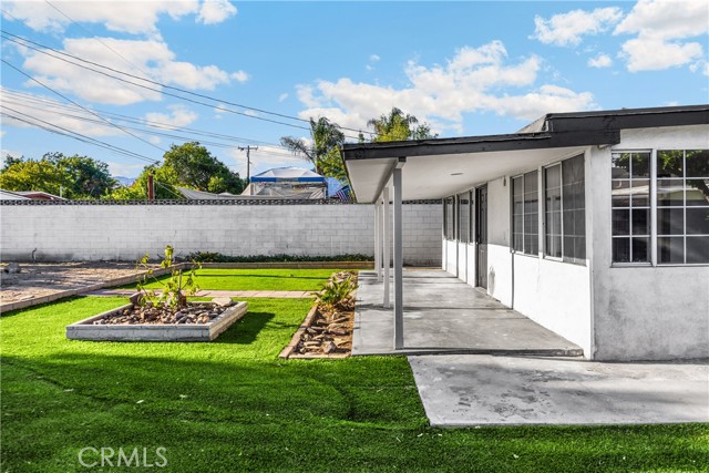 1333 N Council Avenue, Ontario CA: https://media.crmls.org/medias/07878082-9455-40fa-9a55-c95070462dd4.jpg