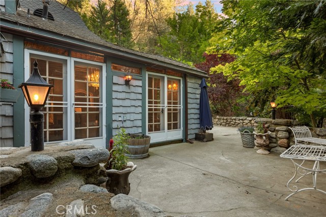 969 Oak Drive, Crestline CA: https://media.crmls.org/medias/0787c335-012f-466c-9f74-a7c7466c5a8e.jpg