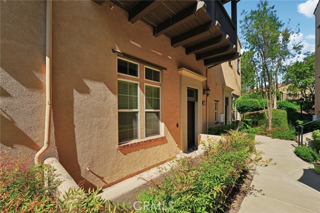 Detail Gallery Image 2 of 48 For 4437 Owens St #104,  Corona,  CA 92883 - 2 Beds | 2/1 Baths