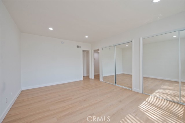 6335 Whitsett Avenue, Valley Glen CA: https://media.crmls.org/medias/0788e9cb-fc52-484f-af07-618f4b5506df.jpg
