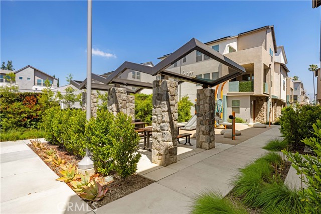 Detail Gallery Image 39 of 41 For 259 Pin Ln, Covina,  CA 91722 - 3 Beds | 3 Baths