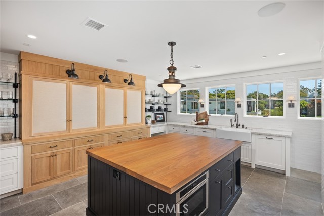 Image 22 of 42 For 31 Monarch Bay Drive