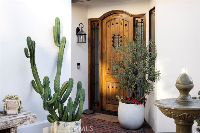 420 De Sola Terrace, Corona del Mar CA: https://media.crmls.org/medias/078949cc-52e4-4bd7-a134-e58a61a4e5e6.jpg